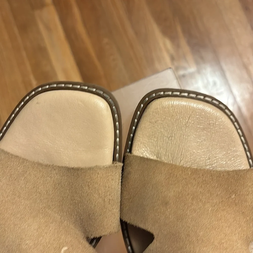 Ilaria Sartori Tan Sandals with Slingback Strap